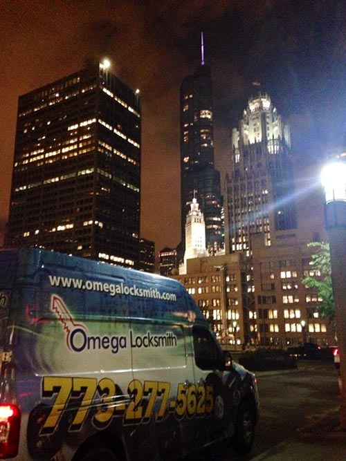 Omega Locksmith van in Chicago at night